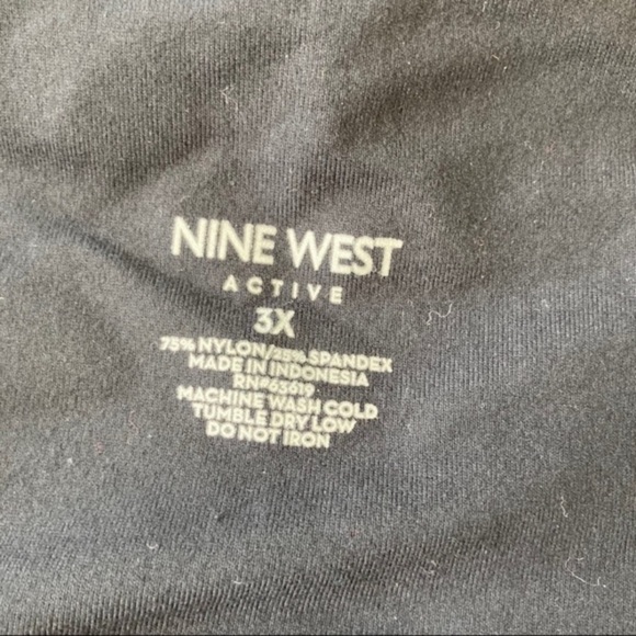 Nine West | Plus Size Stretch Flare Yoga Pant Leggings - Picture 4 of 5